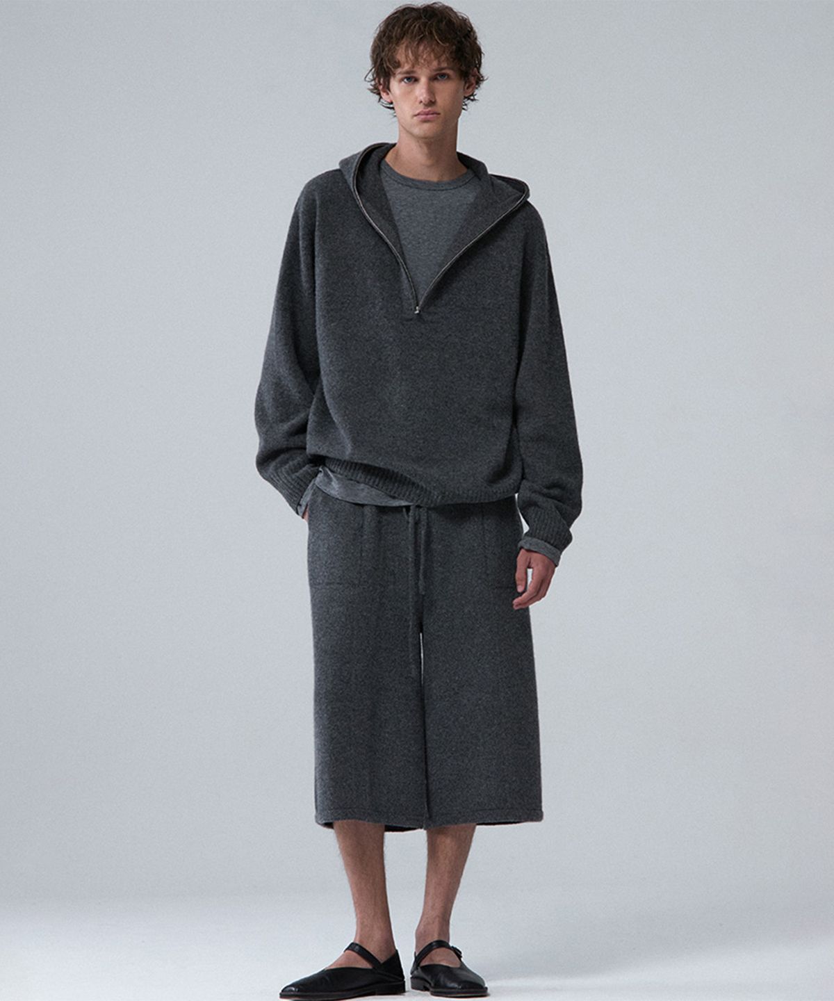 우마뭉(UMARMUNG) Super fine merino wool half zip up hooded pullover_Heather grey