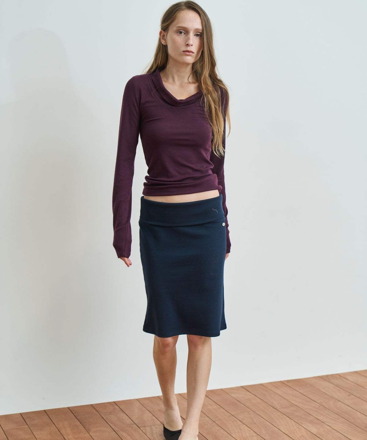 그리다제이(GRIDAJ) Wool Blend Soft Drape Cowl Neck  Tee _ Deep Purple