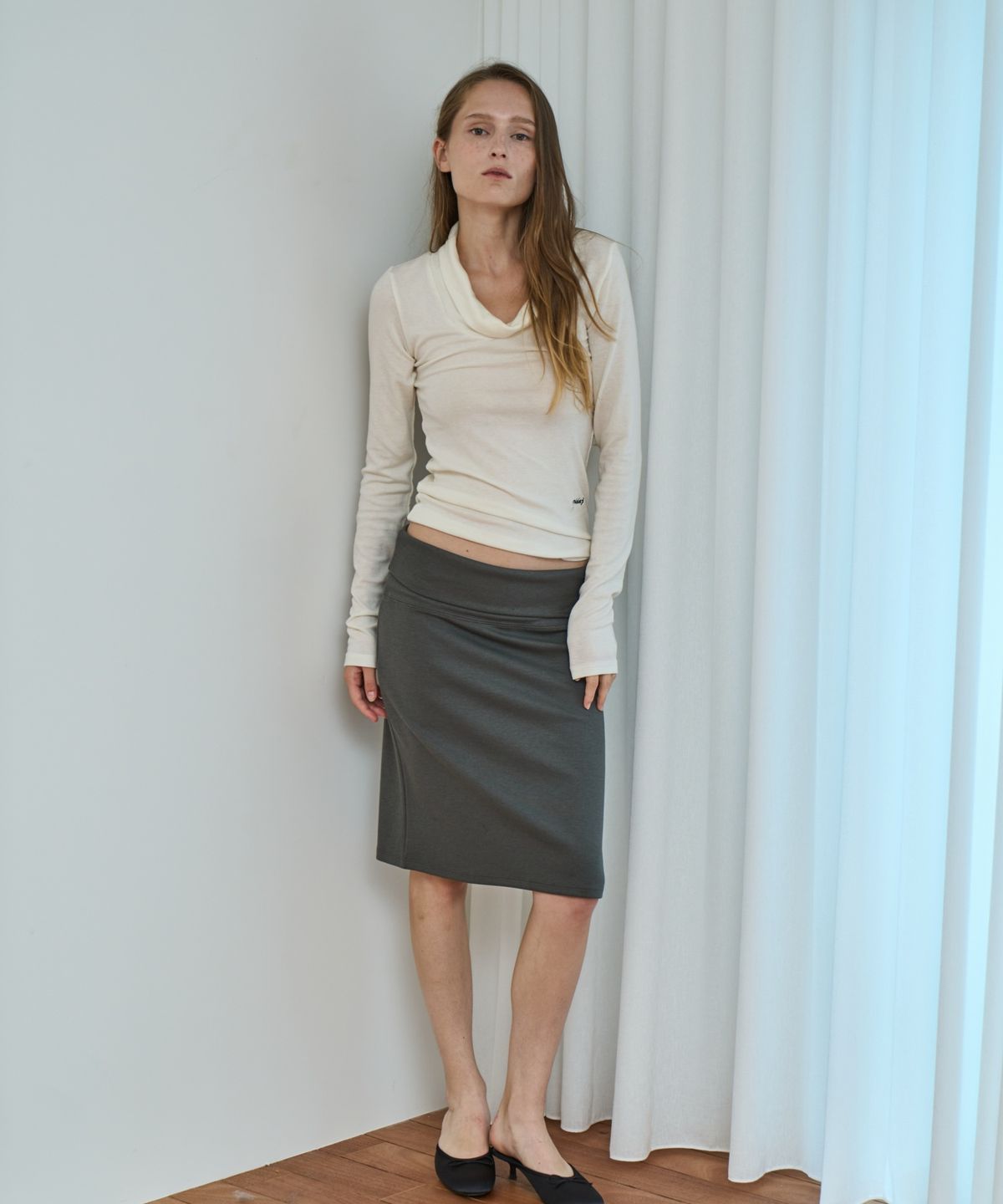 그리다제이(GRIDAJ) Wool Blend Soft Drape Cowl Neck  Tee _ivory
