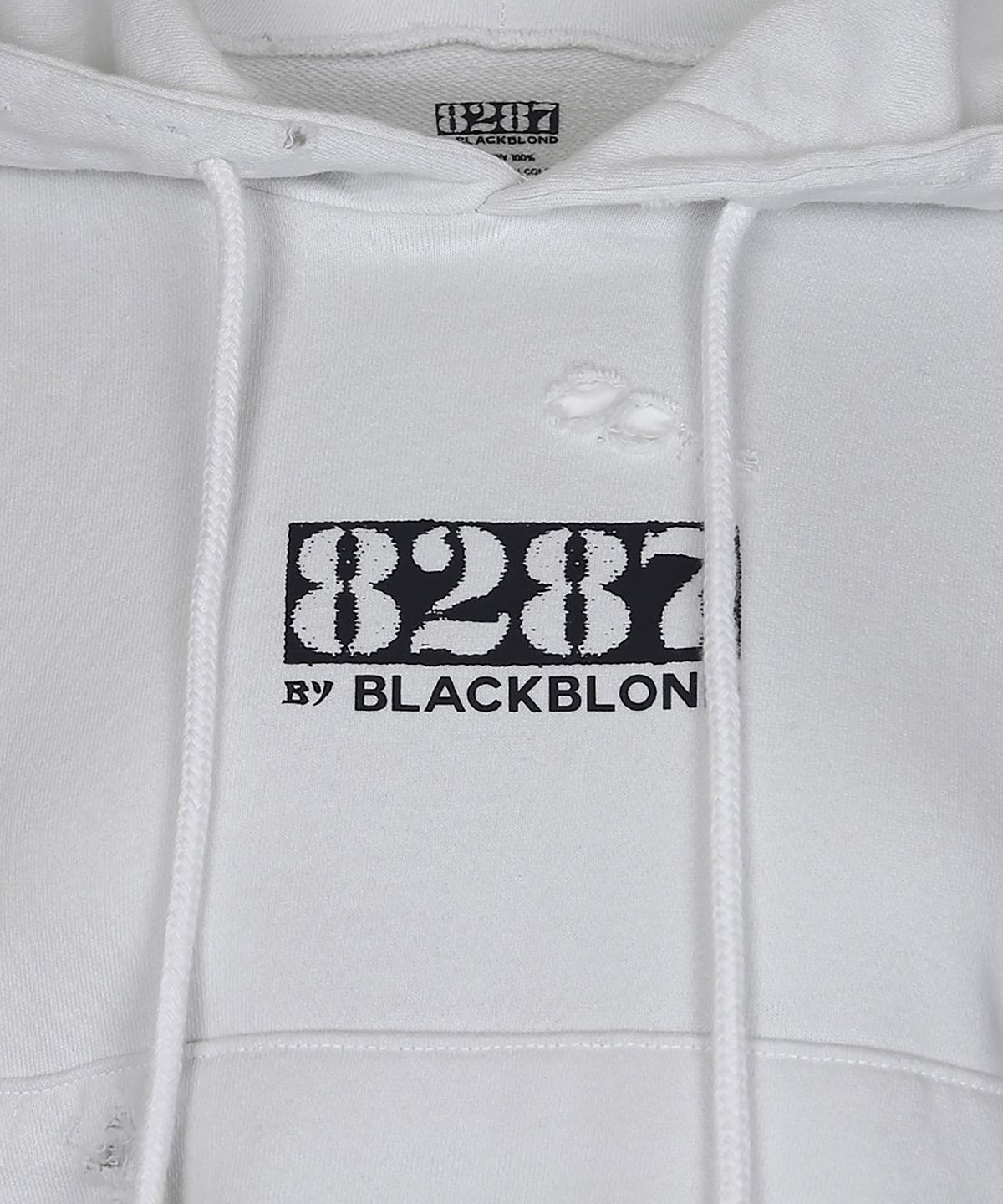 블랙블론드(BLACKBLOND) 8287 센터 로고 빈티지 크롭 후디 (화이트)