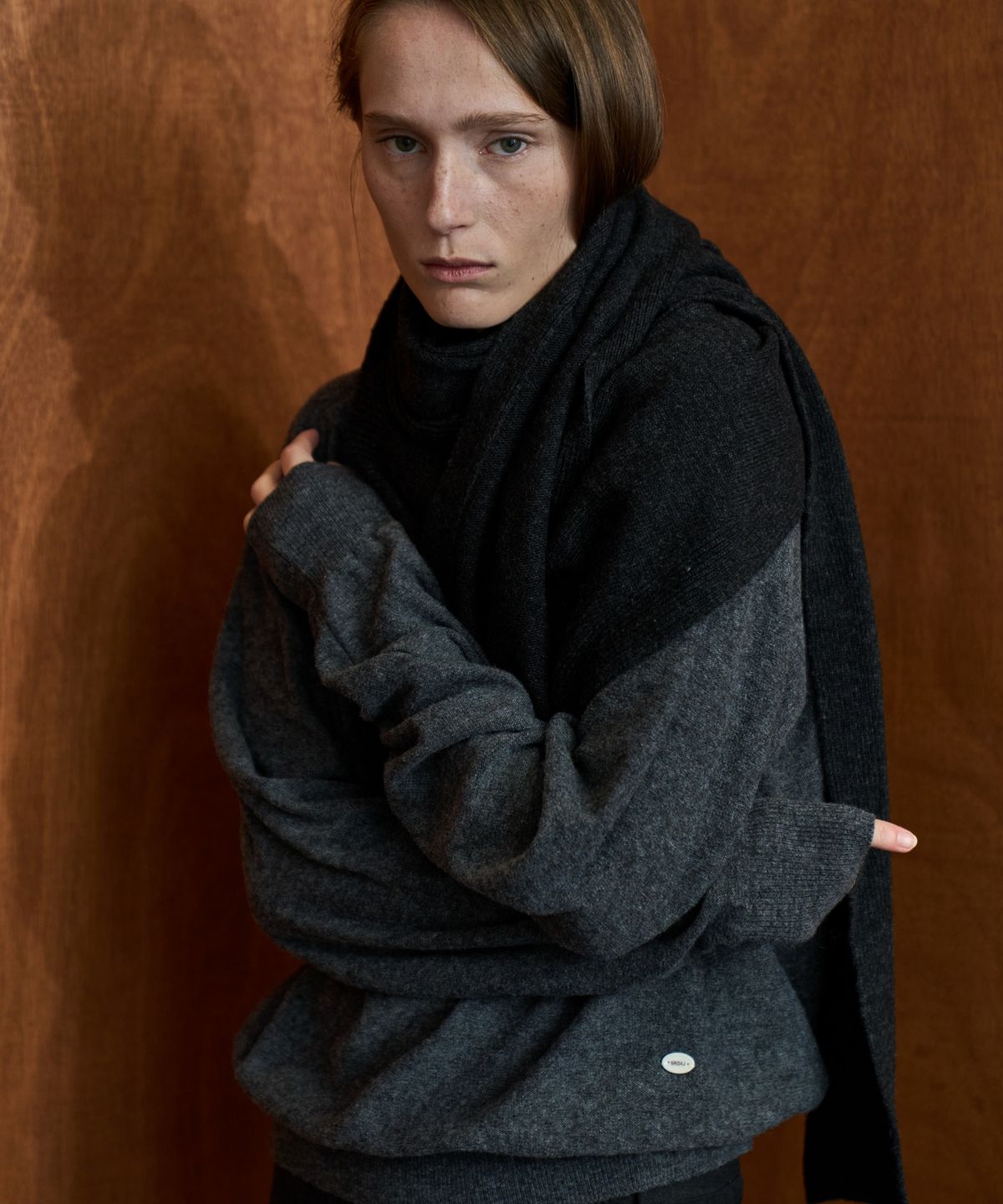 그리다제이(GRIDAJ) [GridaJ] Wool Blend Open Collar Pullover Knit - Charcoal
