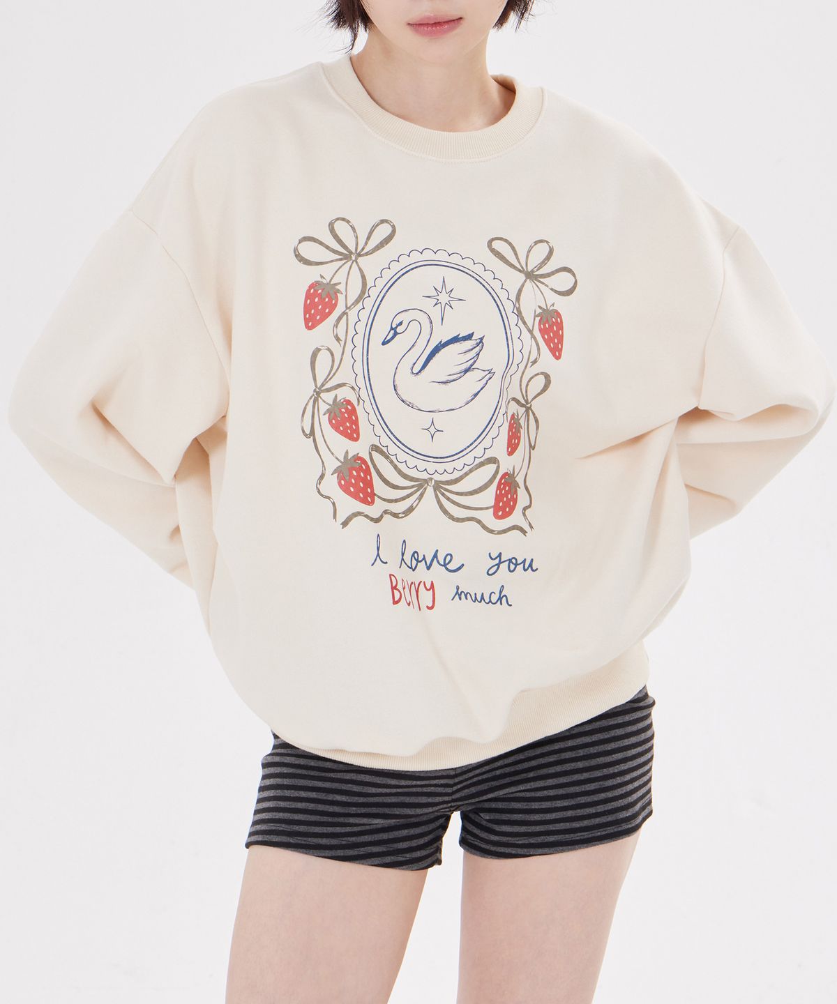 디스펑트(DYSFUNCT) STRAWBERRY SWAN SWEATSHIRT(CREAM)