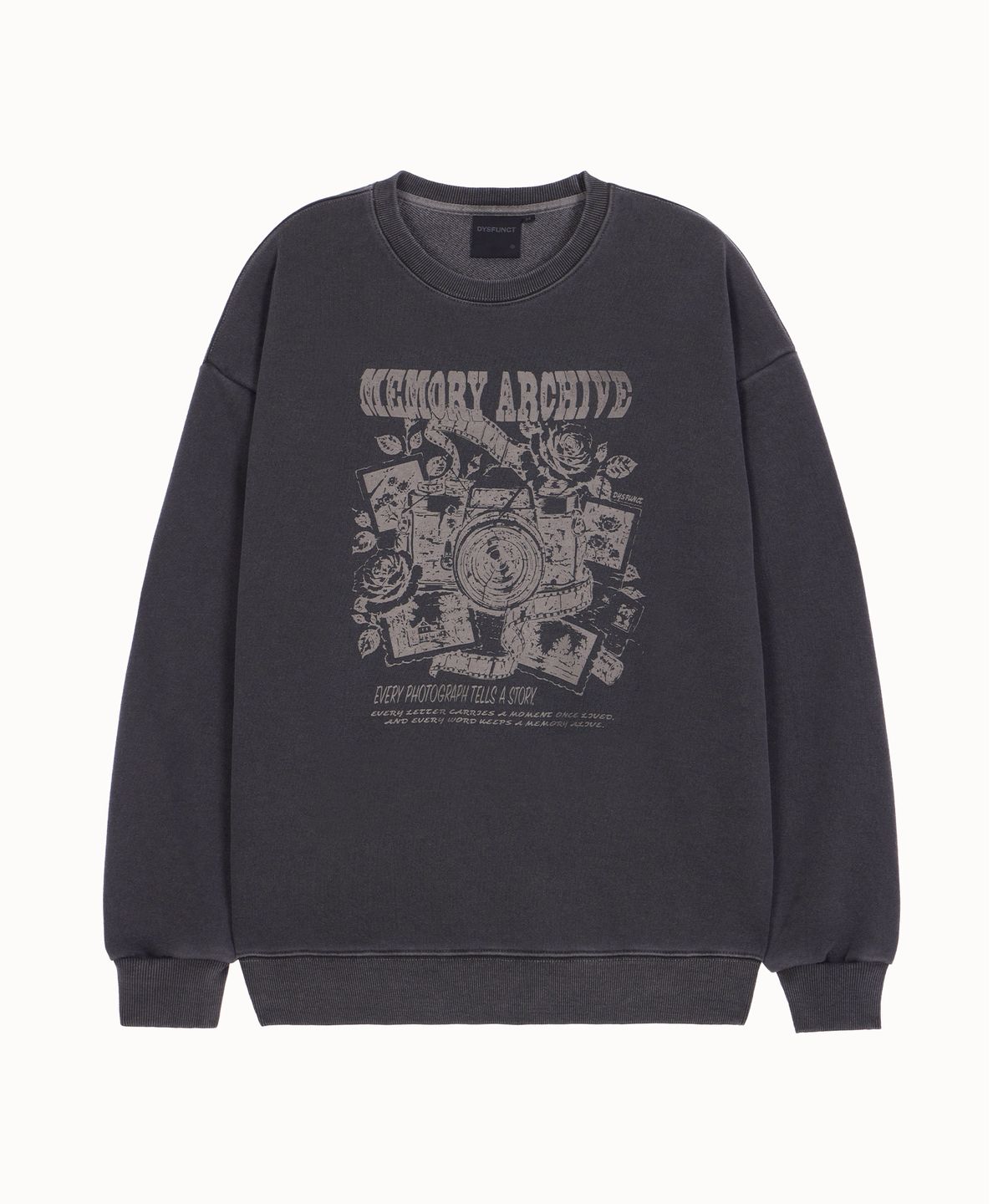 디스펑트(DYSFUNCT) MEMORY ARCHIVE PIGMENT SWEATSHIRT(CHARCOAL)