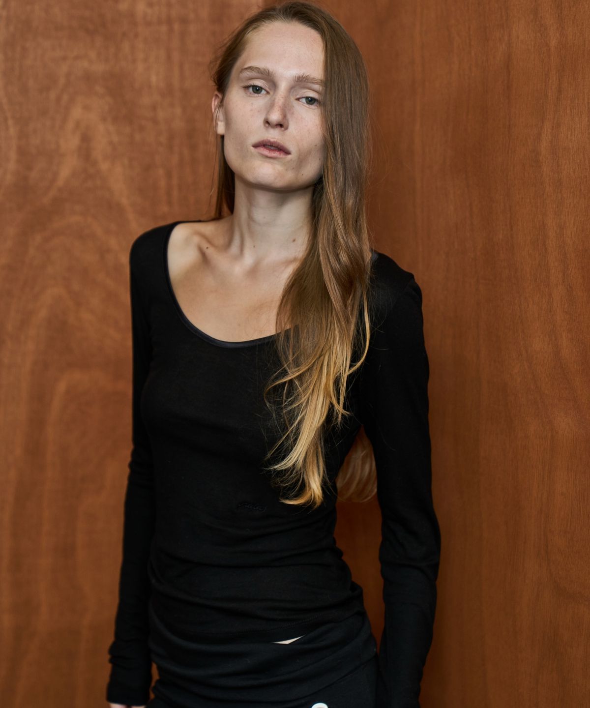 그리다제이(GRIDAJ) Ttencel wool scoop neck long sleeve _ black