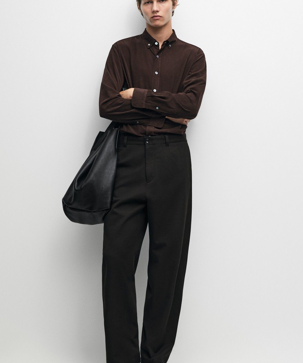 마시모두띠(MASSIMO DUTTI) 레귤러 핏 니들코드 셔츠