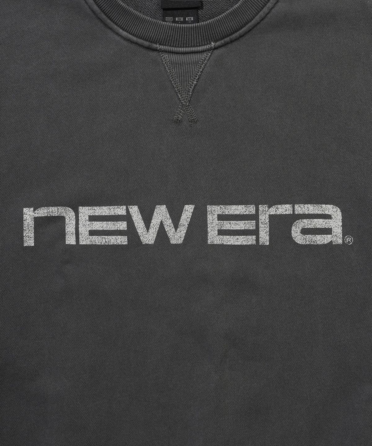 뉴에라(NEW ERA) 뉴에라 로고 크루넥 맨투맨 차콜 15357954