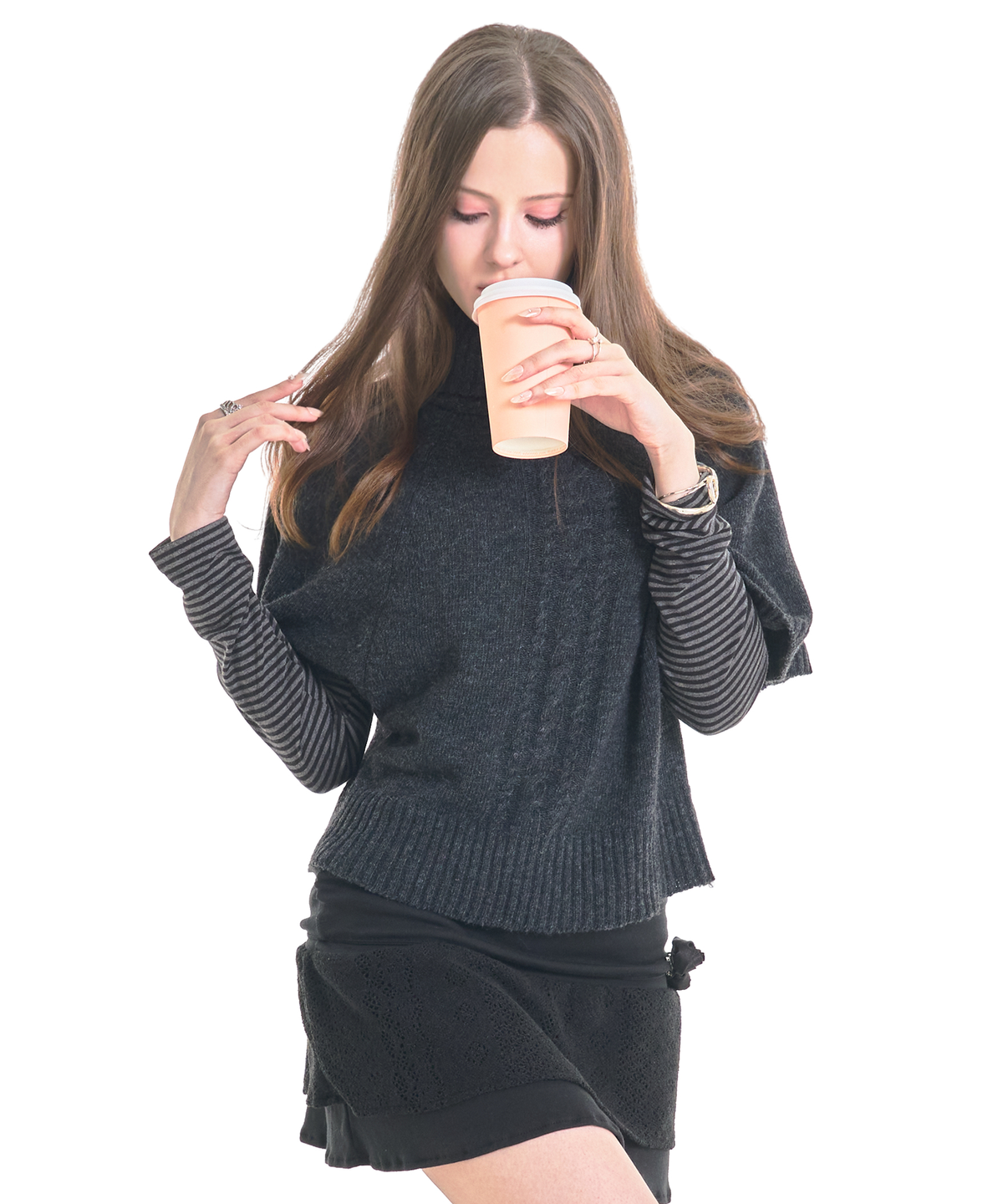 포어링(FORUSRING) Caramel knit half top (charcoal)