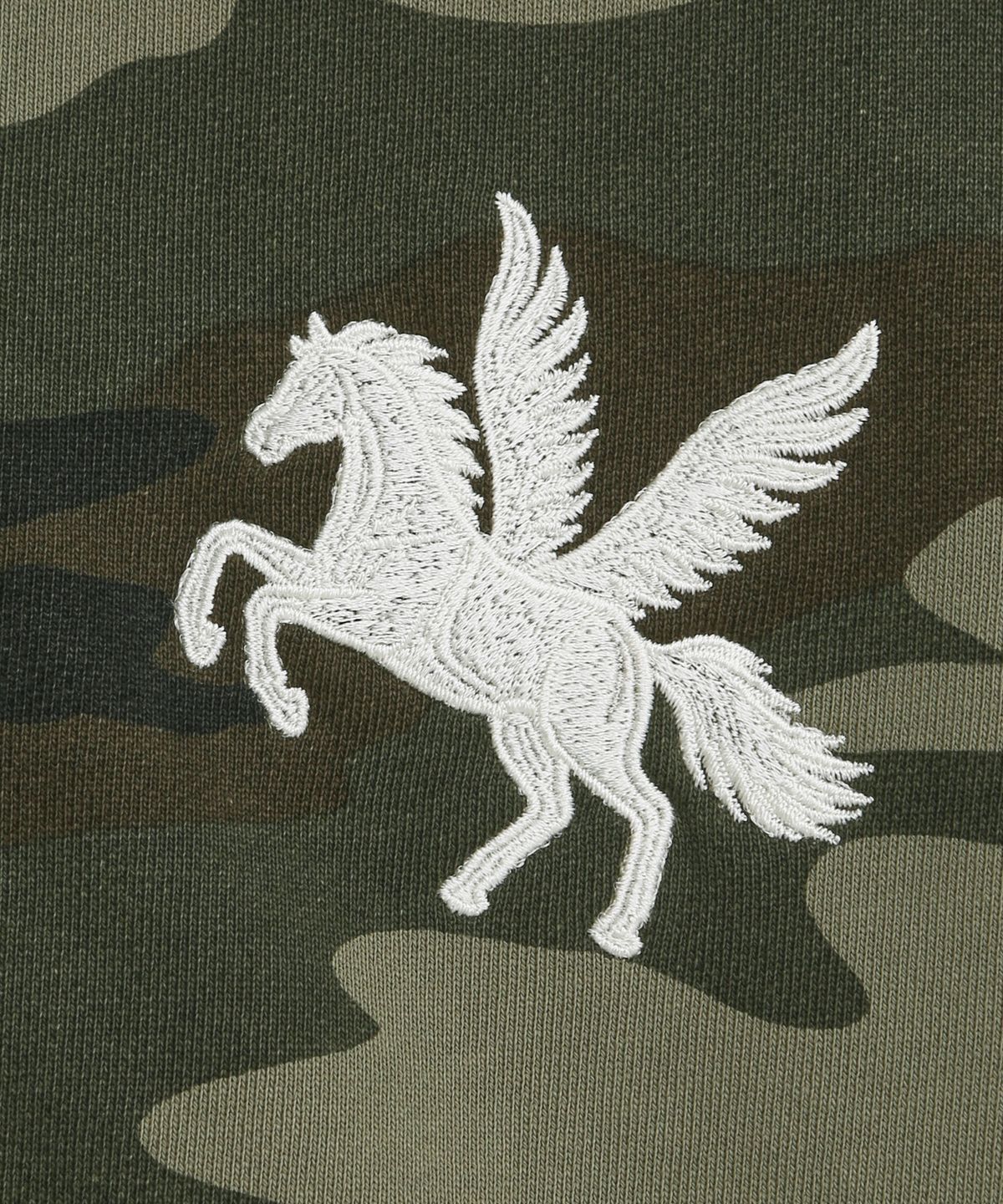미드나잇 무브(MIDNIGHT MOVE) horse cl zip up (camo)
