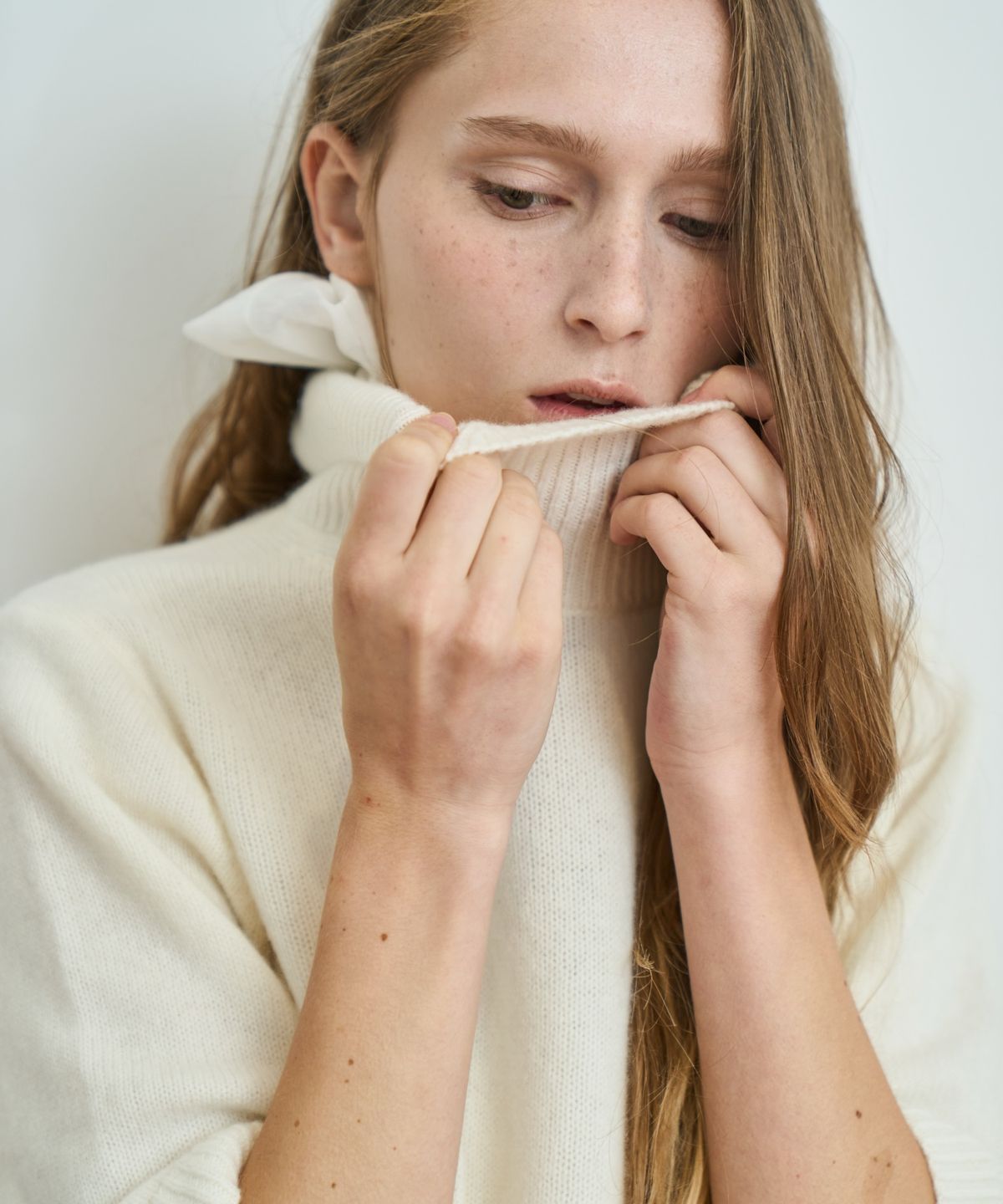 그리다제이(GRIDAJ) High-Neck Half Sleeve Knit