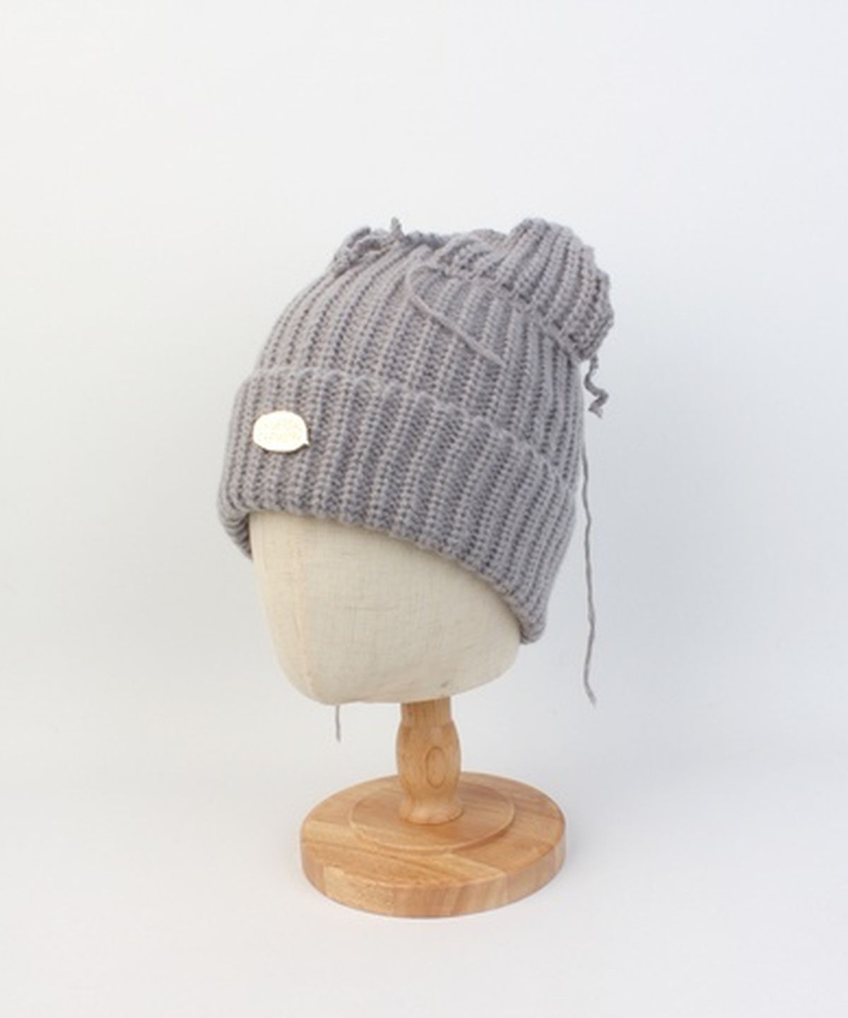 유니버셜 케미스트리(UNIVERSAL CHEMISTRY) Vintage Fox Gray Beanie 고양이비니