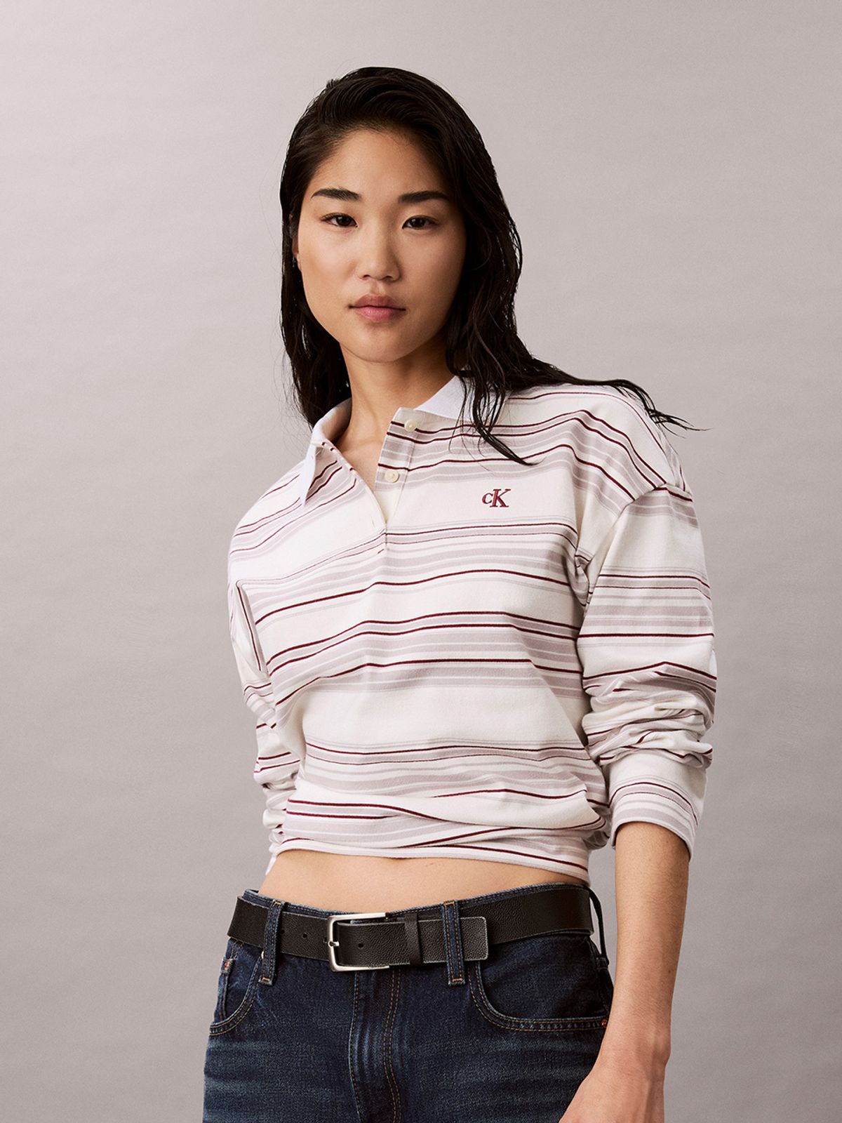 캘빈클라인 진(CALVIN KLEIN JEANS) 여성 스트라이브 오버핏 폴로 티 47H214G 4XA