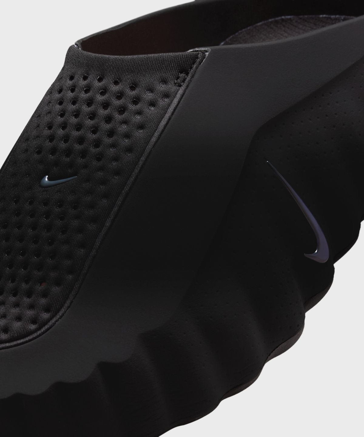 나이키(NIKE) 마인드 001 W - 블랙:하이퍼 크림슨:화이트:크롬 / HQ4309-001