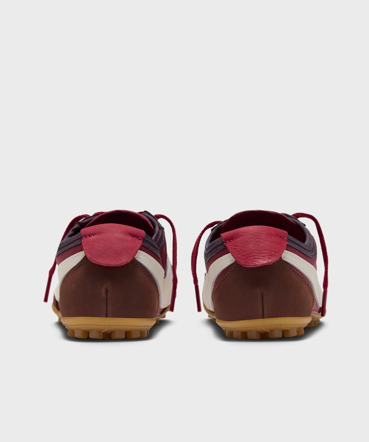 나이키(NIKE) 문 슈 W - 미스틱 데이츠:터프 레드:검 라이트 브라운:세일 / IX7025-600