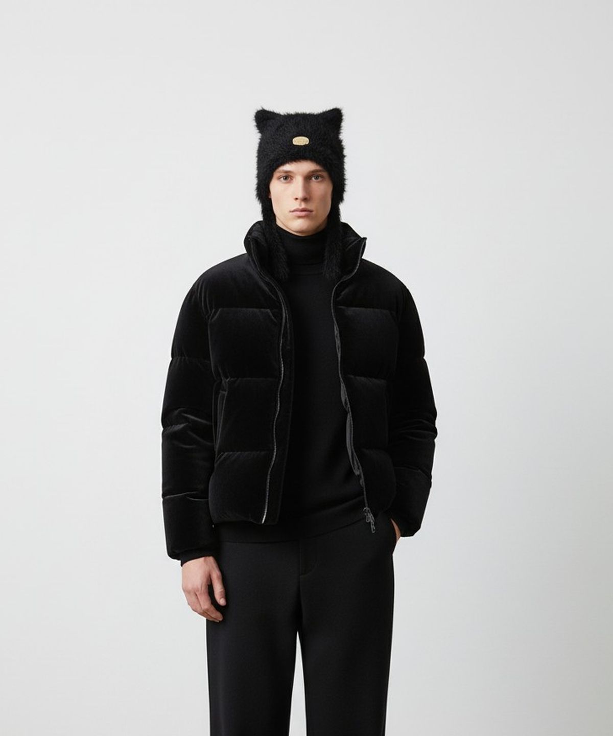 유니버셜 케미스트리(UNIVERSAL CHEMISTRY) Cat Black GD Fur Earflap Cap 귀달이모자