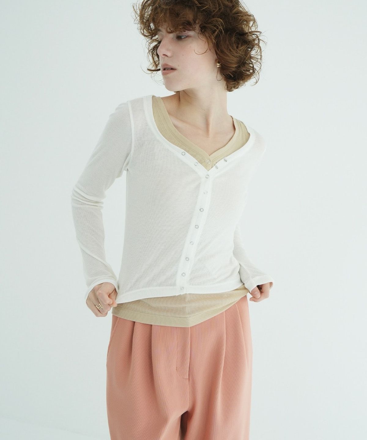 클라네(CLANE) CURVED NECK LAYERED SET TOPS