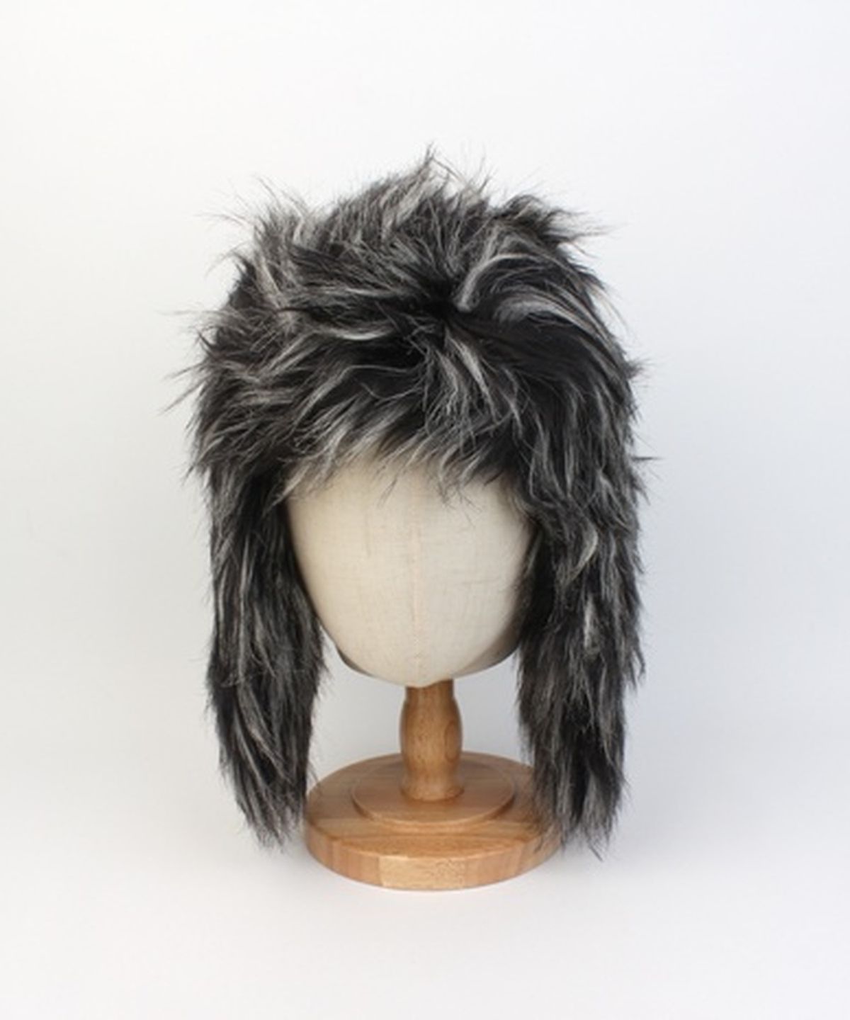 유니버셜 케미스트리(UNIVERSAL CHEMISTRY) Two Tone Fur Black Aviator Hat 귀달이모자