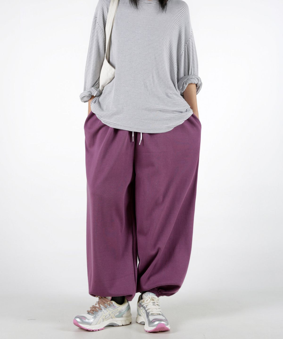 음(UMM) 여자 편안핏 베이직 하렘조거팬츠 3COLOR
