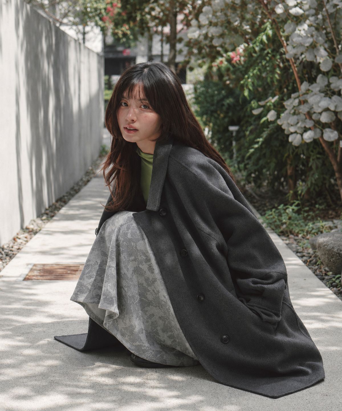 론론(RONRON) COLLAR RIBBON POCKET HALF COAT CHARCOAL