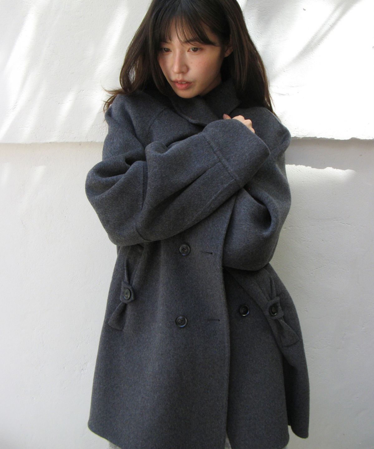 론론(RONRON) COLLAR RIBBON POCKET HALF COAT CHARCOAL