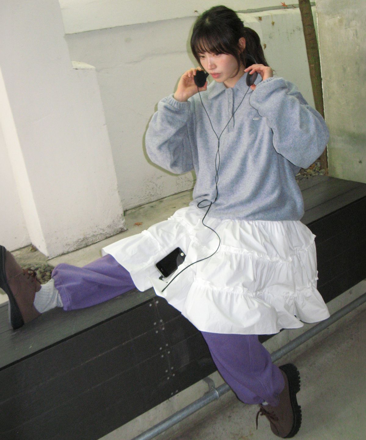 론론(RONRON) FLEECE COLLAR BANDING PULLOVER GREY