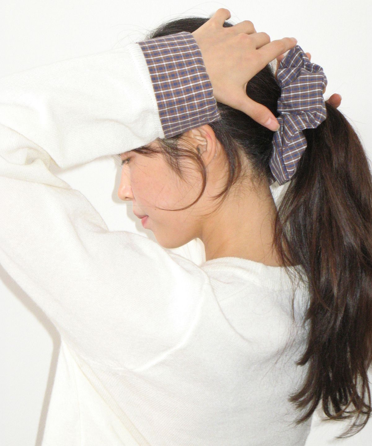 론론(RONRON) PONY CHECK CUFFS KNIT PULLOVER CREAM