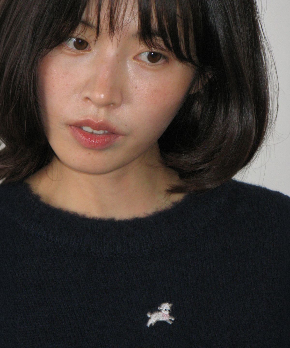론론(RONRON) RIBBON SHEEP PATTERN KNIT PULLOVER NAVY