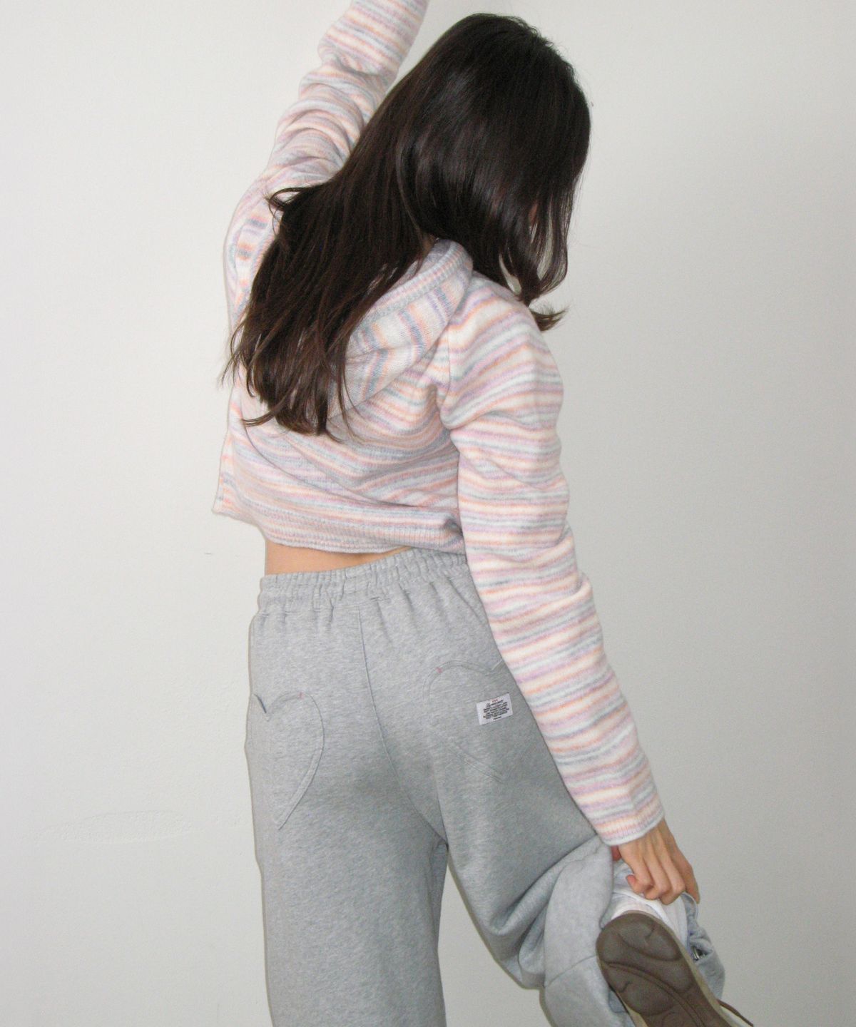 론론(RONRON) HEART POCKET WIDE JOGGER PANTS GREY