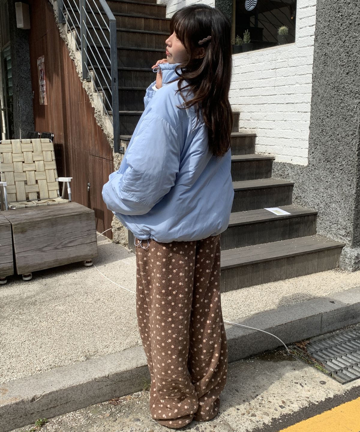 론론(RONRON) FLOWER PATTERN FLEECE PANTS BROWN