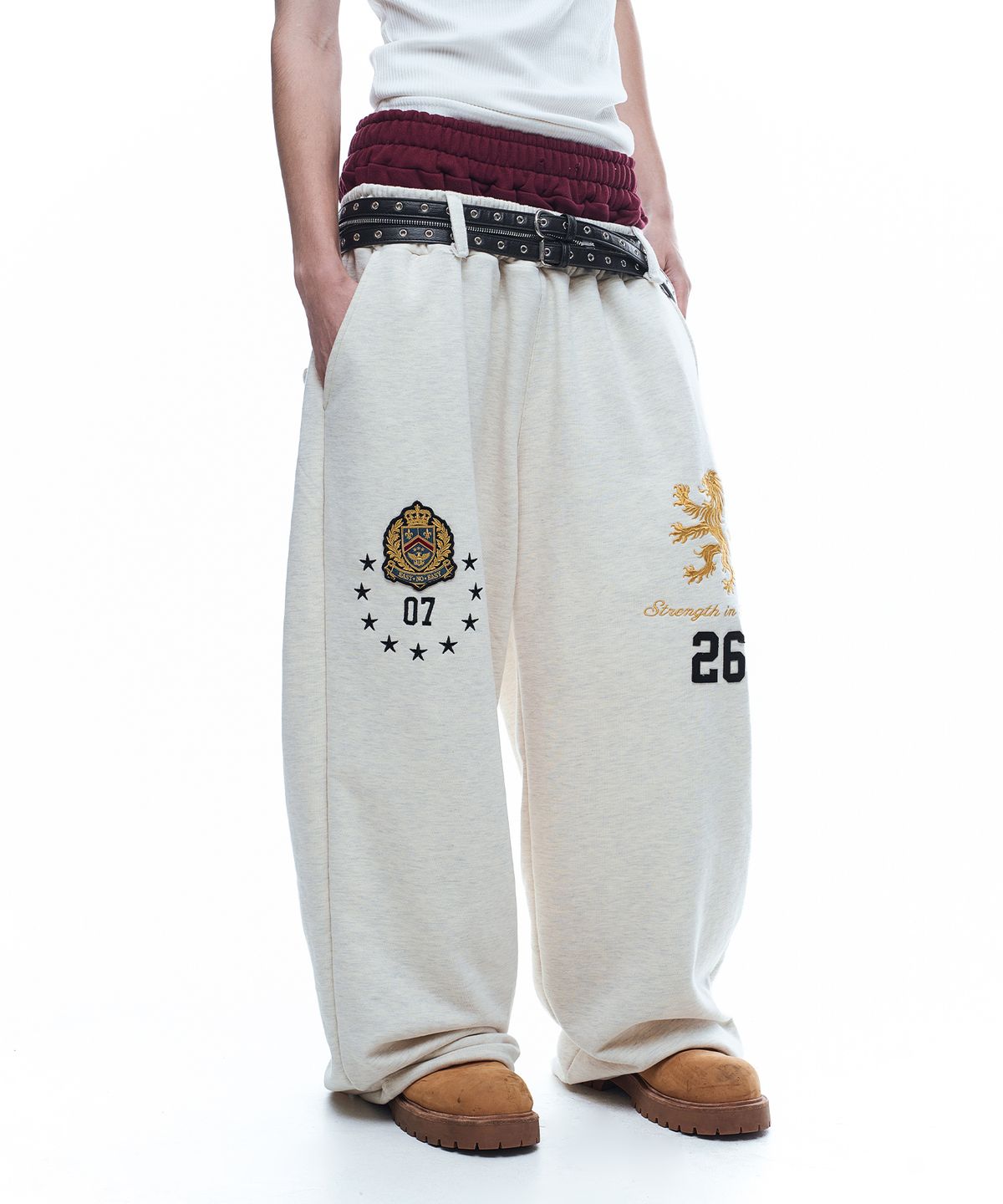 Heraldic Emblem Double-Waist Sweatpants - Oatmeal
