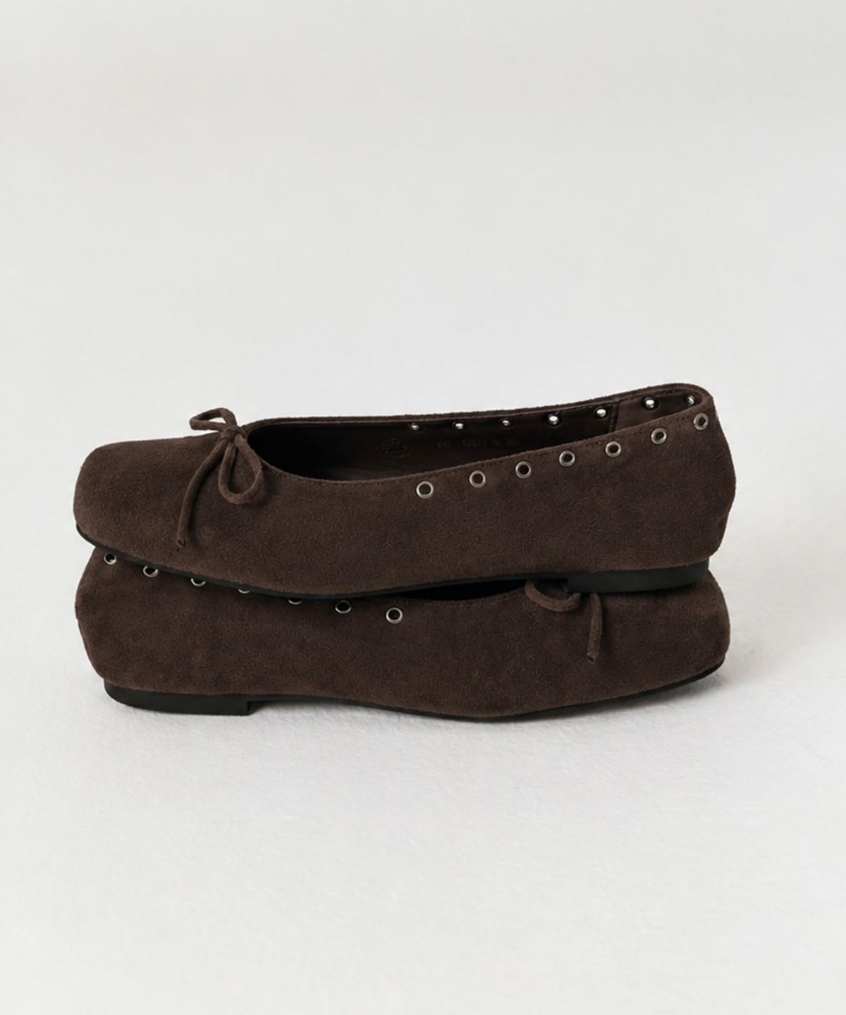 모이페어(MOIFAIRE) STRAP FLAT SUEDE BOOTS / BROWN
