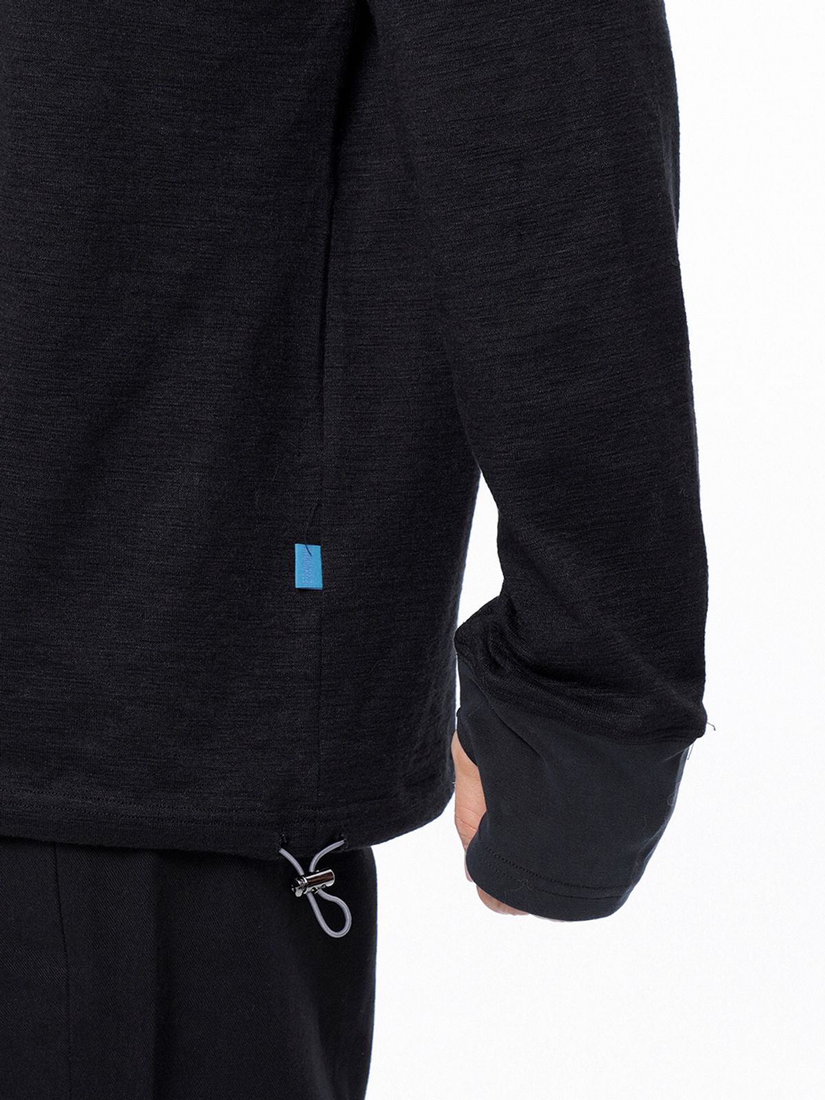 챈세스노이(CHANCE'S NOI) 스노이 리버스 슬리브 핑거워머 크루넥 스웨트셔츠(3color)/M243MT01