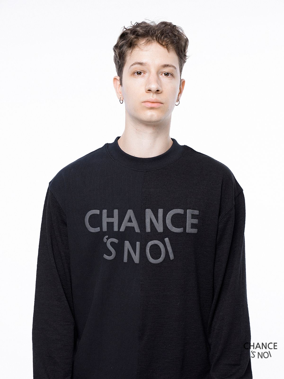 챈세스노이(CHANCE'S NOI) 스노이 리버스 슬리브 핑거워머 크루넥 스웨트셔츠(3color)/M243MT01