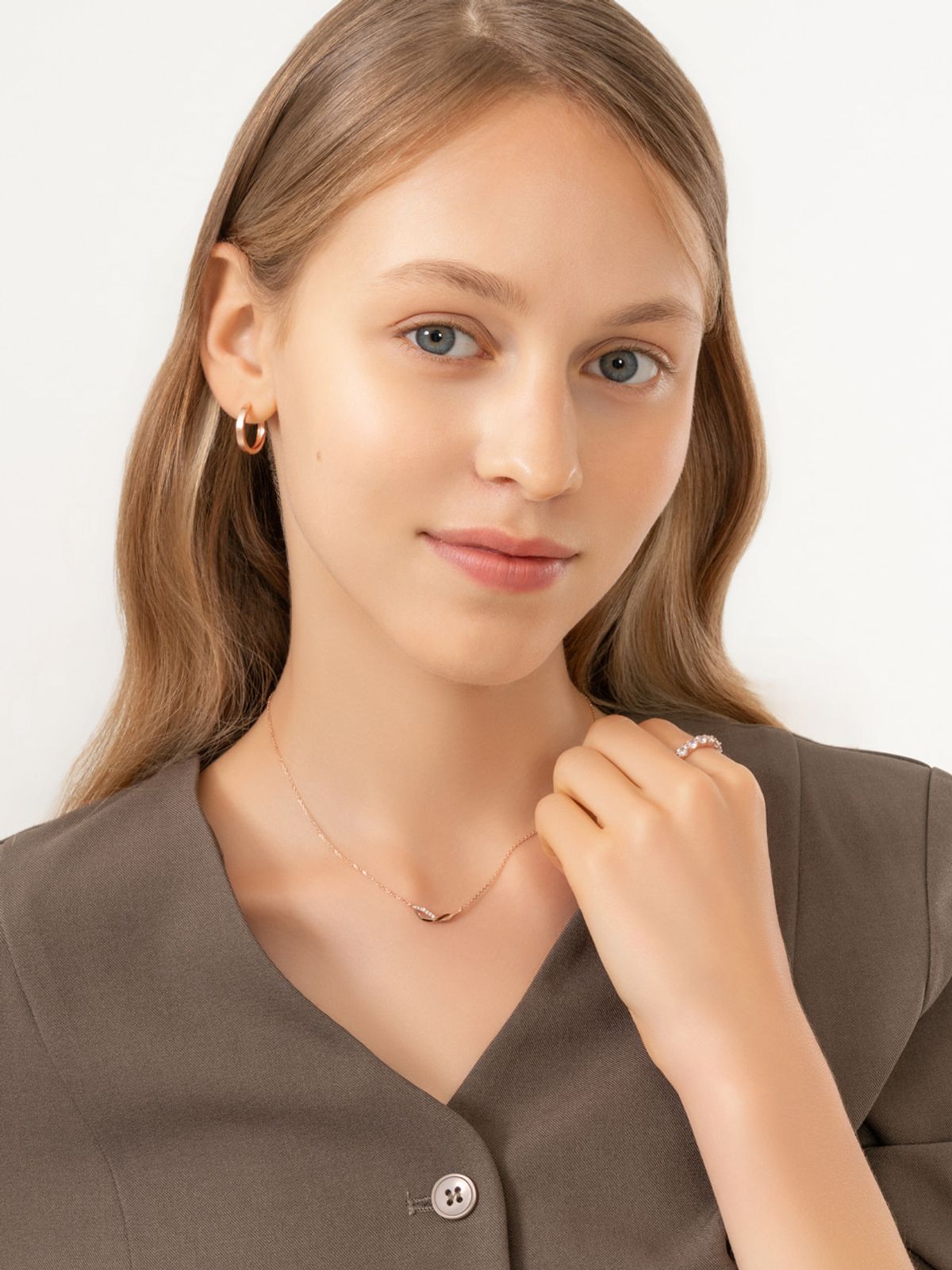 엘르주얼리(ELLEJEWELRY) 로제 웨이브 라인 목걸이 ELBRNN252 (14K Gold Plated)