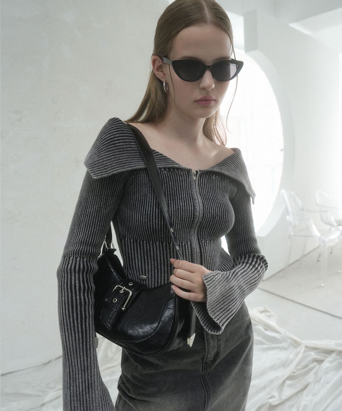 어반드레스(AVANDRESS) Julie Pigment Knit Zip-Up_3COL