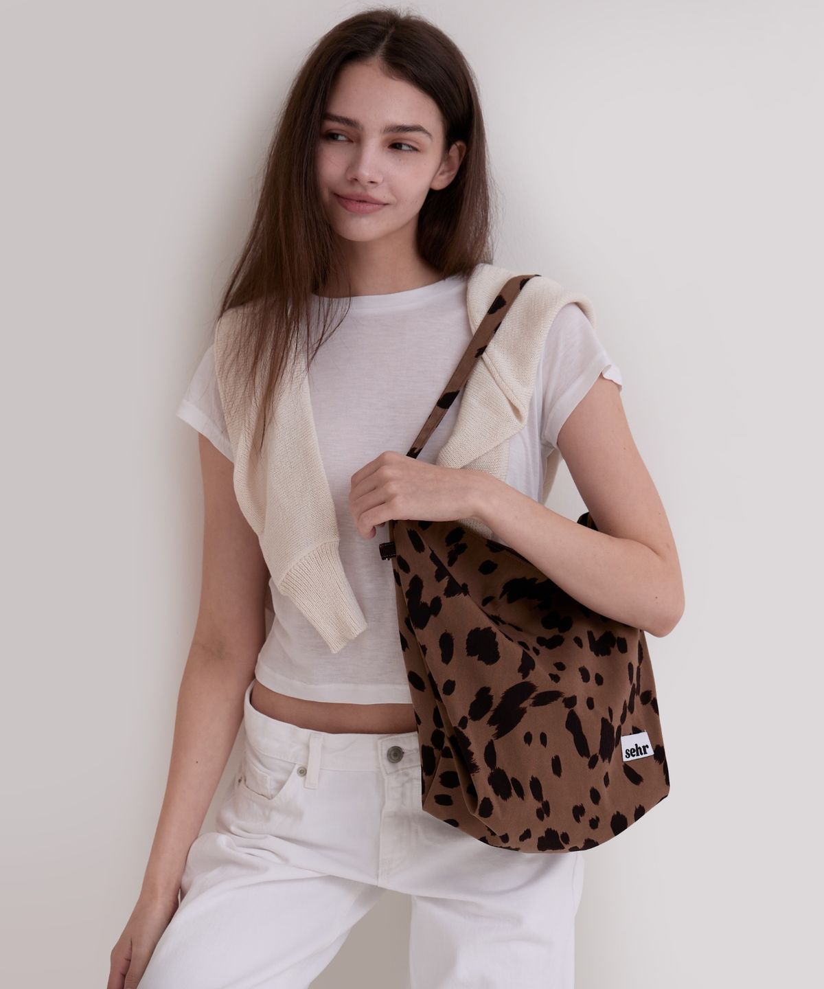 세르(SEHR) Leopard Spot Medium Bucket Bag (Mocha)