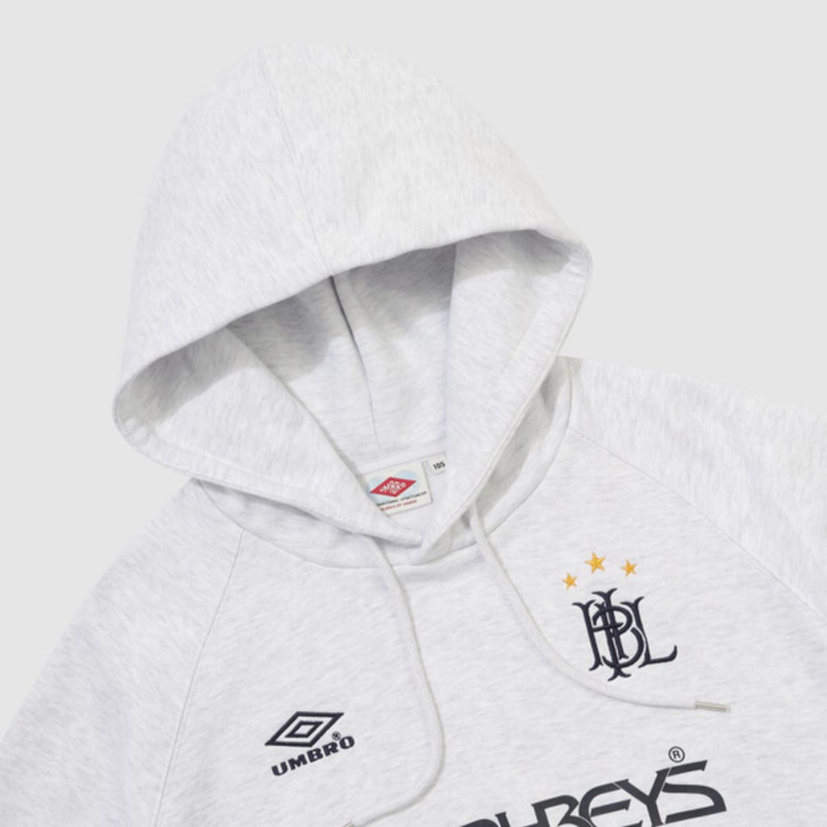 엄브로(UMBRO) [NCT WISH 사쿠야 PICK] HBL 네오 브릿 파이핑 기모 후드 티셔츠 화이트 UR321CHD94