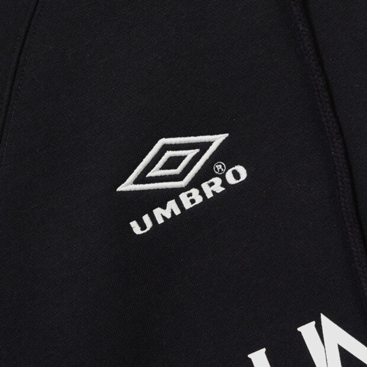 엄브로(UMBRO) HBL 네오 브릿 파이핑 기모 후드 티셔츠 블랙 UR321CHD94