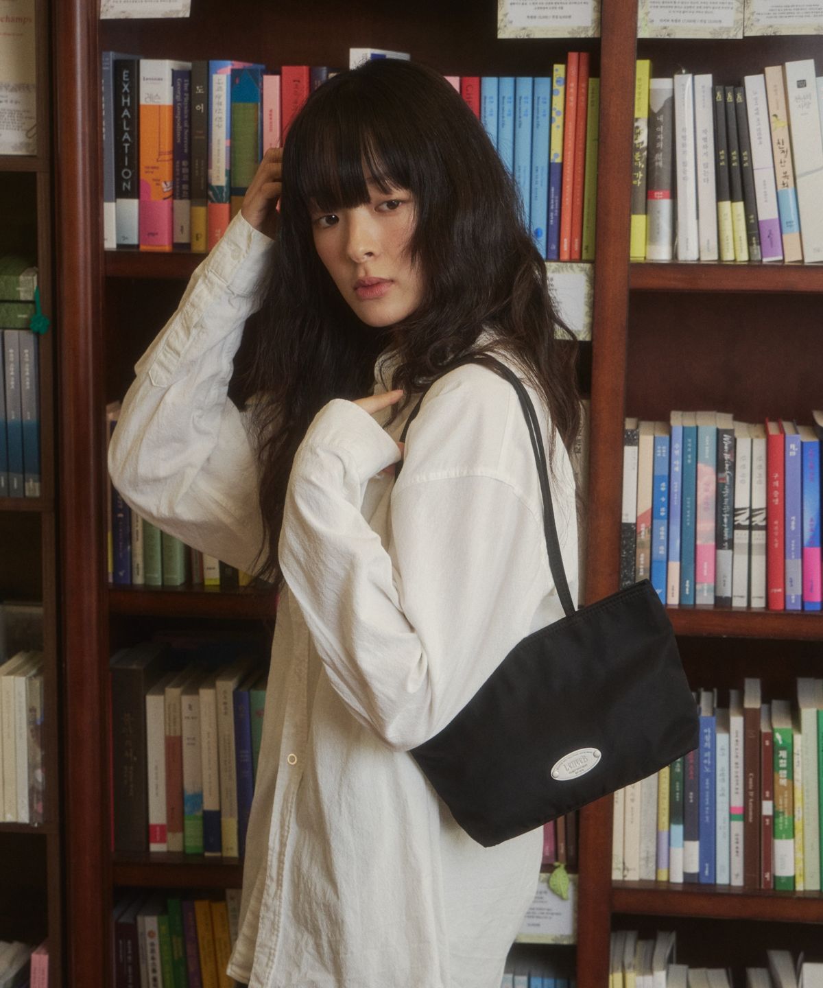 레니비(LeneeB) 잉크 숄더백 S 블랙