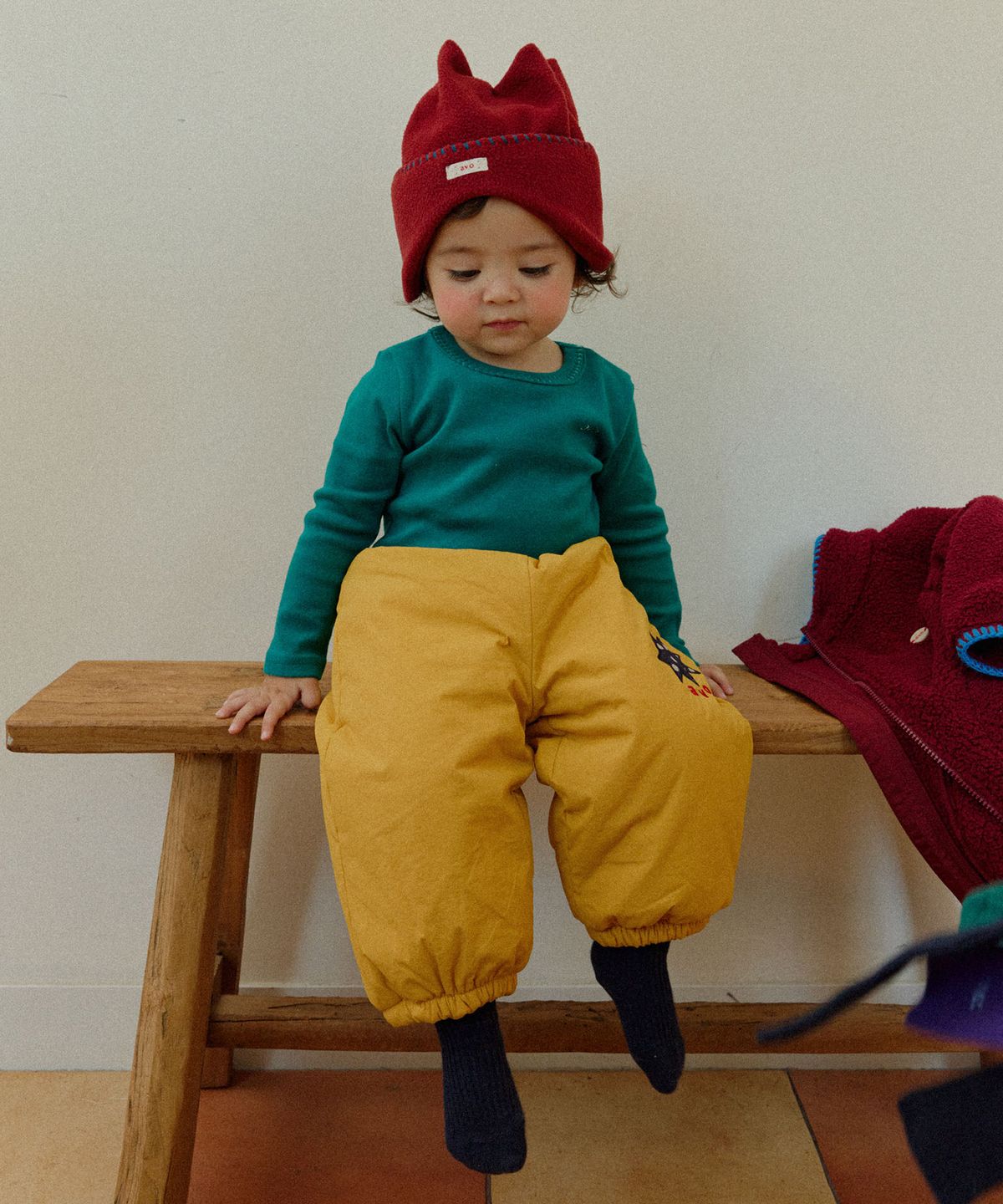 아보(AVO) PADDING PATCH PANTS_MUSTARD