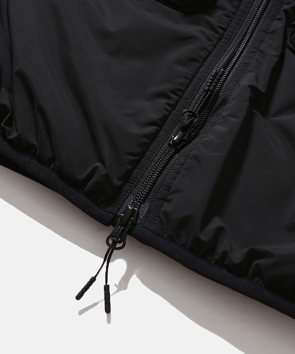 모이프(MOIF) [AW26] MODULAR INSULATED JUMPER / BLACK