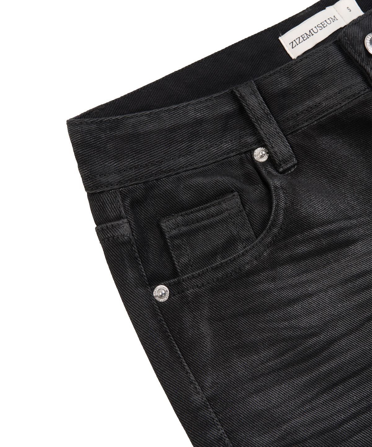 지제뮤지엄(ZIZEMUSEUM) EMBOSSED COATING BOOTCUT PANTS (BLACK)