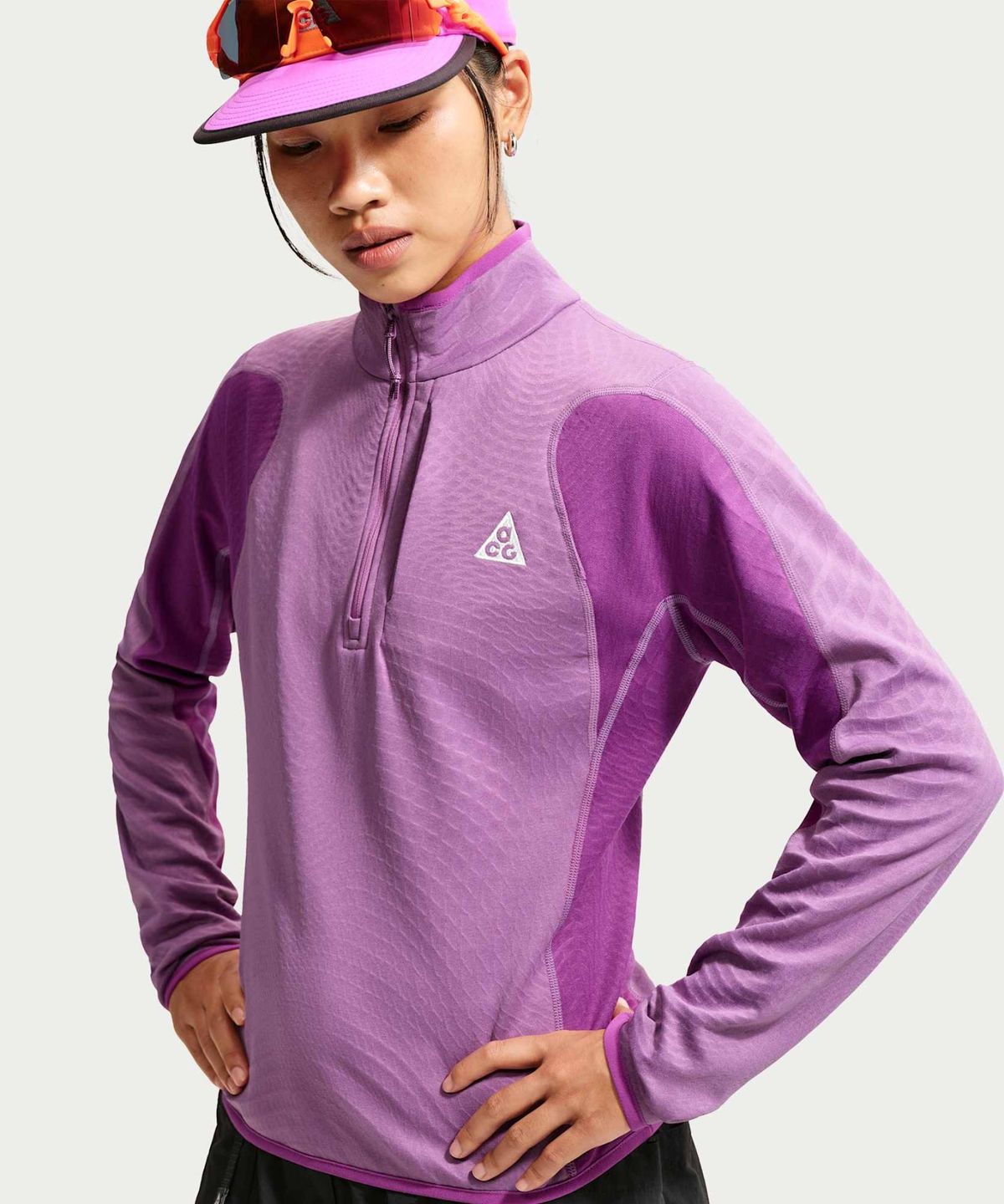 나이키(NIKE) ACG 울프 그리드 써마 핏 하프집 하이킹 탑 W - 모나크 퍼플:볼드 베리:서밋 화이트 / IO4472-544