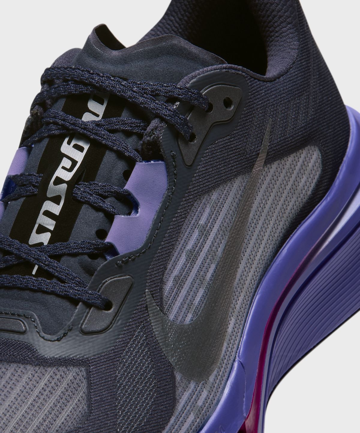 나이키(NIKE) 페가수스 플러스 2 W - 그리드아이언:페르시안 바이올렛:트루 베리:메탈릭 실버 / IM2543-004