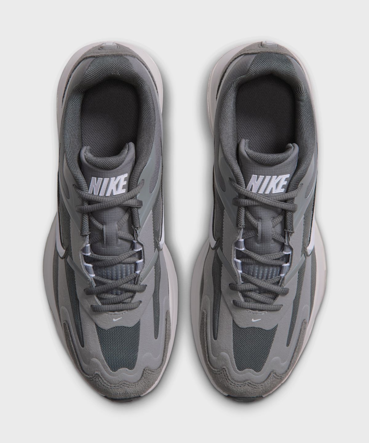 나이키(NIKE) 에어 맥스 메트로 M - 스모크 그레이:파티클 그레이:아이언 그레이:화이트 / IW4935-005