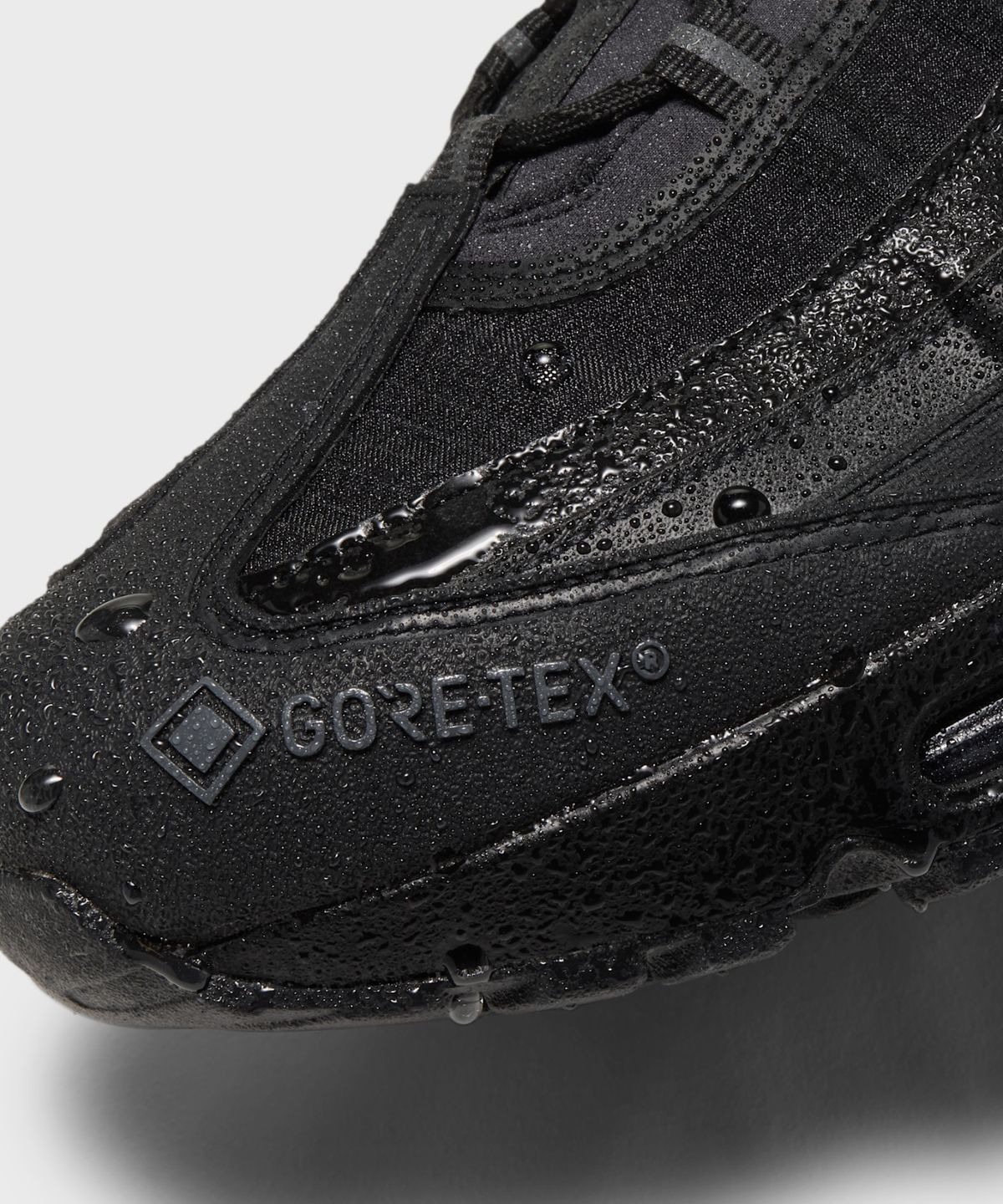나이키(NIKE) 에어 맥스 95 빅 버블 GORE-TEX M - 블랙:디퓨즈드 블루:블랙 / IO1877-002