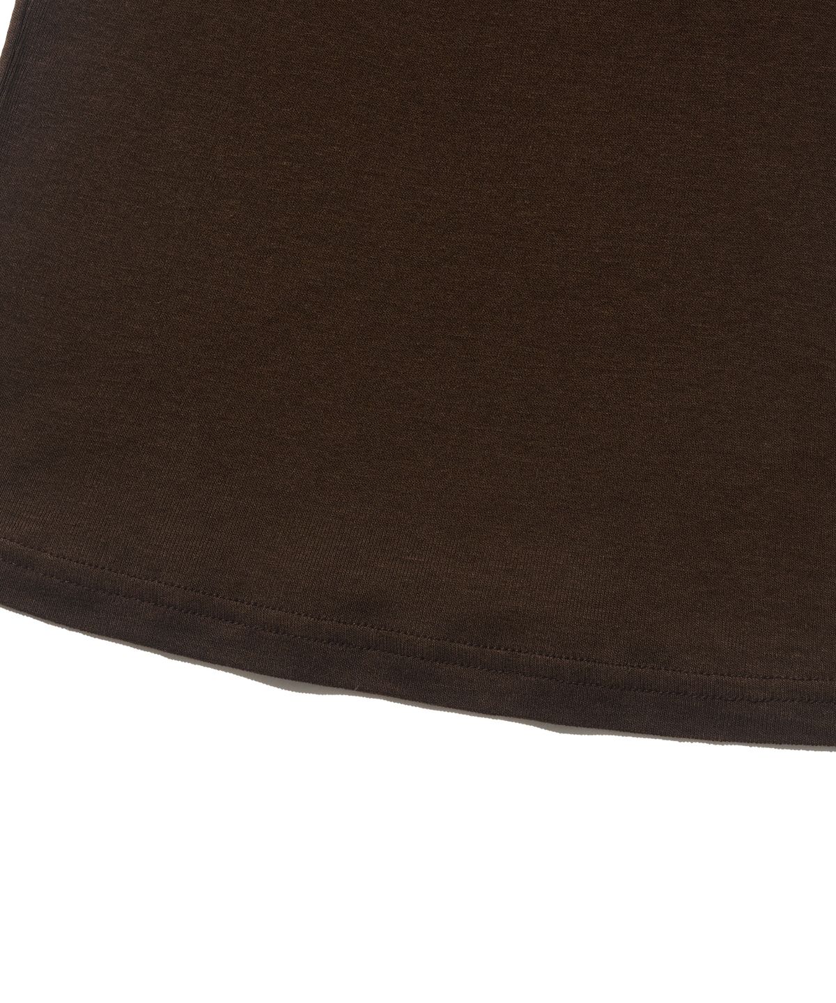 서울어패럴(SEOUL APPAREL) 센슈얼 슬림핏 긴팔티 (브라운)