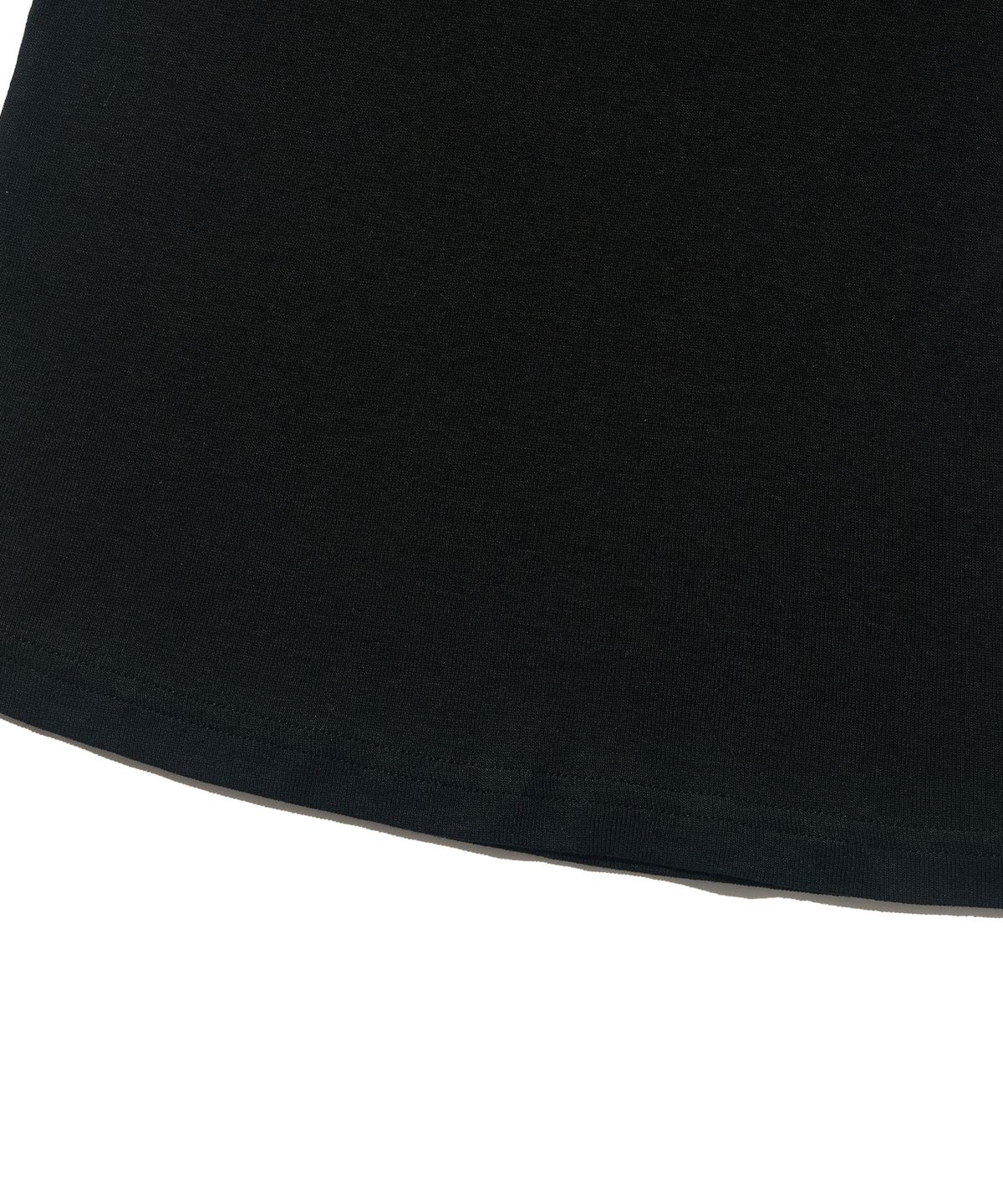 서울어패럴(SEOUL APPAREL) 센슈얼 슬림핏 긴팔티 (블랙)