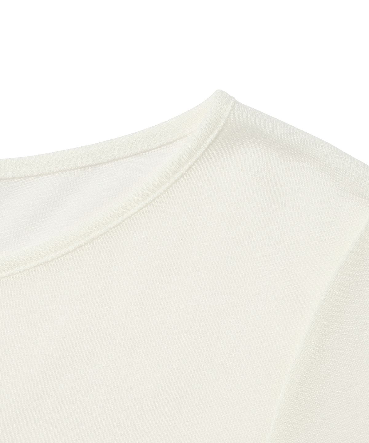서울어패럴(SEOUL APPAREL) 센슈얼 슬림핏 긴팔티 (아이보리)