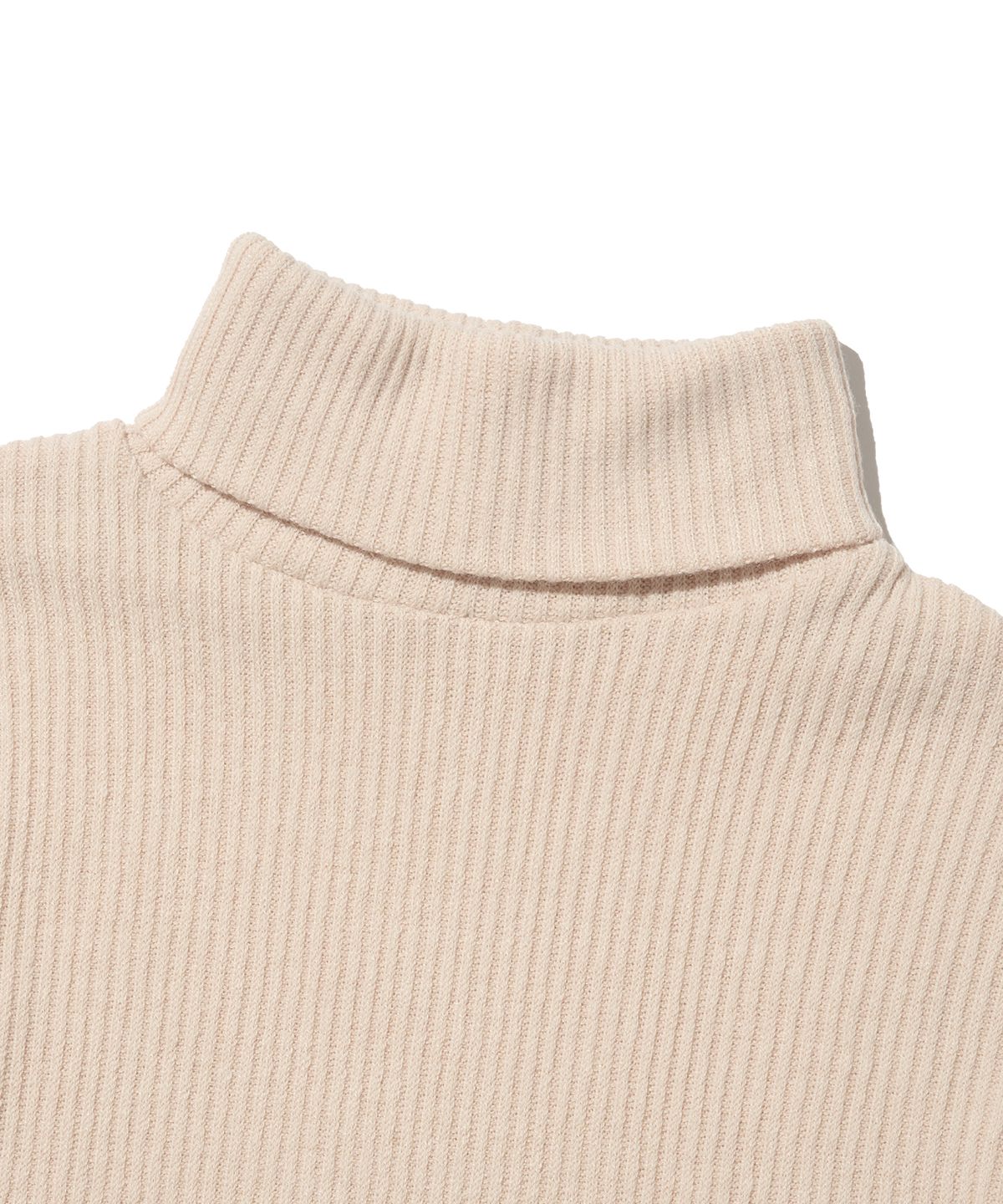 서울어패럴(SEOUL APPAREL) 커브드 헴 워머 목폴라 레이어드 (베이지)