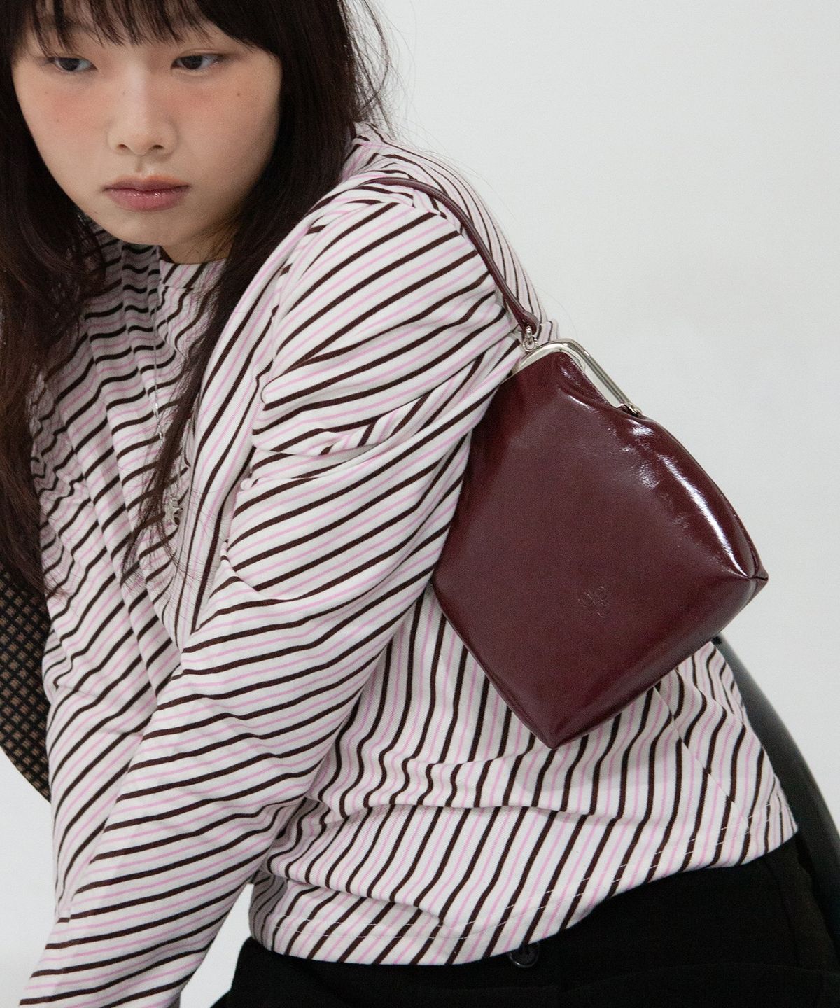 지지(GEEGEE) frame mini bag - burgundy